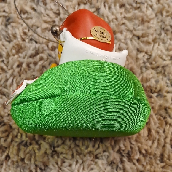 Garfield Cat Christmas Ornament with Remote Control - Picture 2 of 4